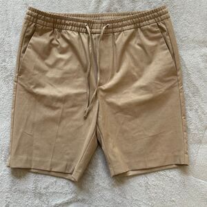 New H&M Mens Shorts, Elastic Waist Pull on shorts, Slim fit, Medium